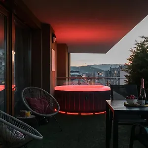 Apartment Downtown Penthouse, Budapest